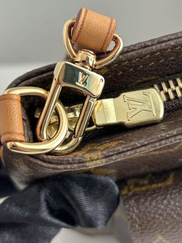 Louis Vuitton Partition Wristlet Monogram - Image 7