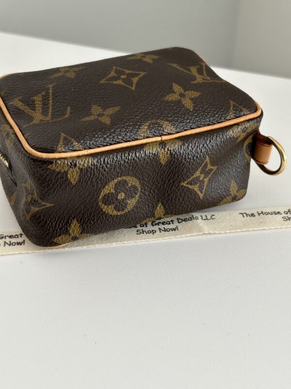 Louis Vuitton Wapity Monogram - Image 8