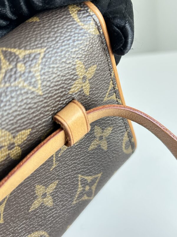 Louis Vuitton Pochette Florentine Monogram - Image 19