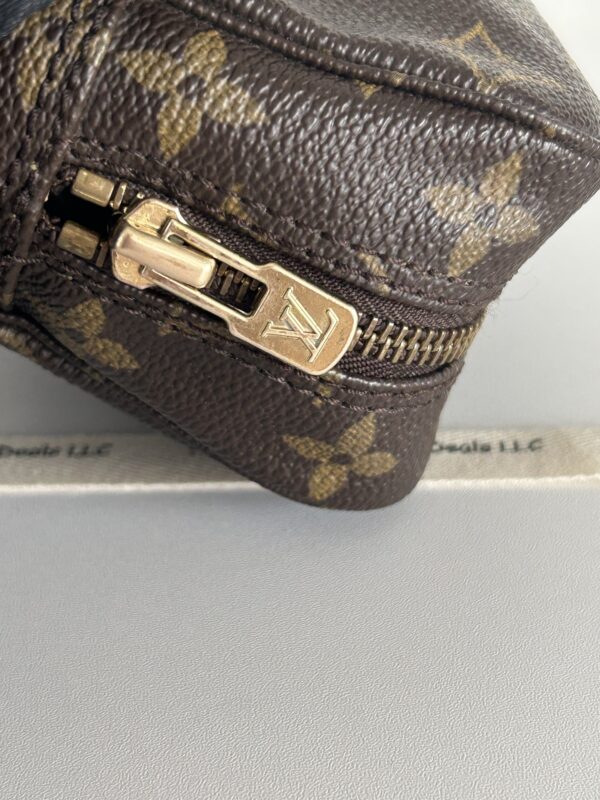 Louis Vuitton Trousse 18 Monogram - Image 10