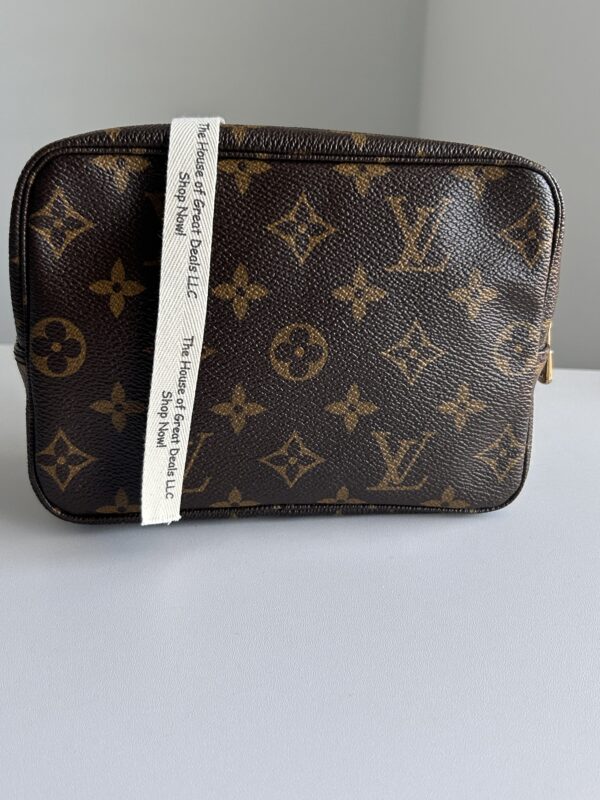 Louis Vuitton Rare Trousse 18 Monogram