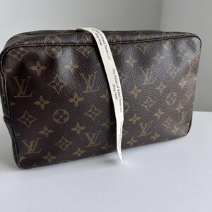 Louis Vuitton Trousse 28 Monogram