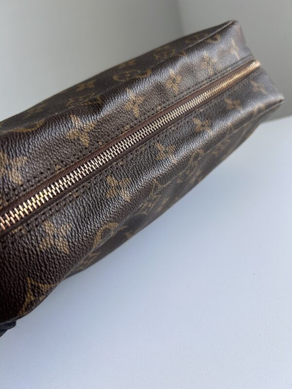 Louis Vuitton Trousse 28 Monogram - Image 2