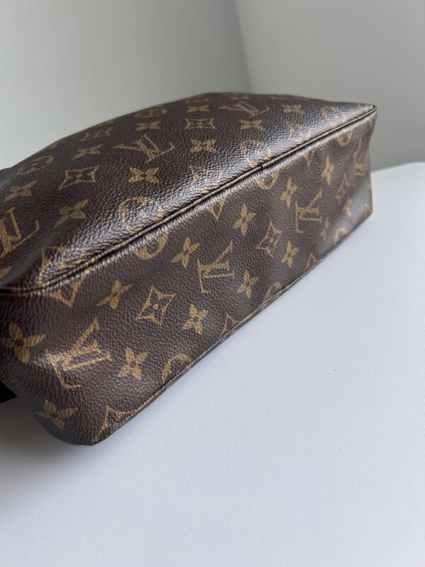 Louis Vuitton Trousse 28 Monogram - Image 5