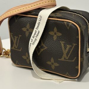 Louis Vuitton Wapity Wristlet Monogram