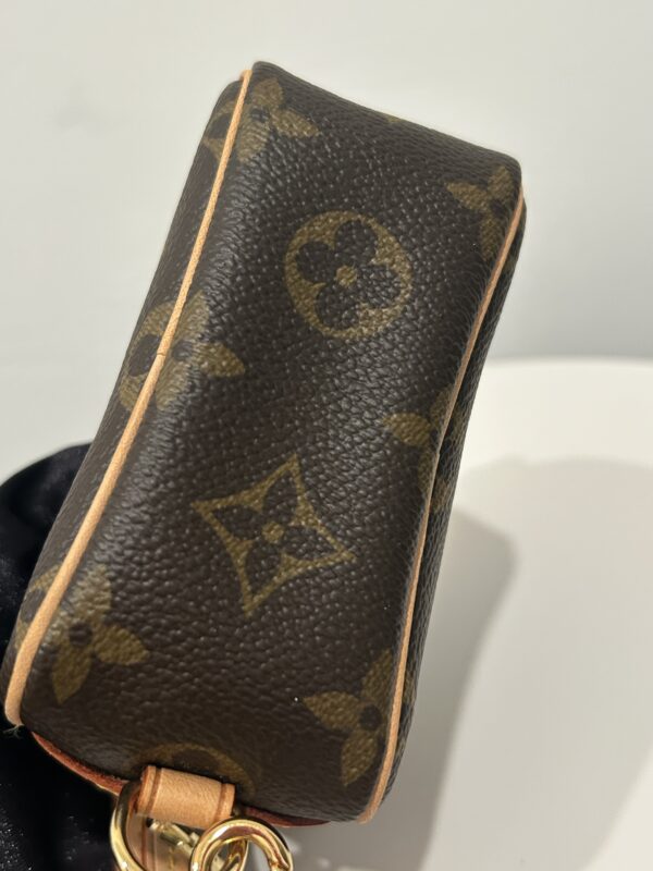 Louis Vuitton Wapity Wristlet Monogram - Image 6
