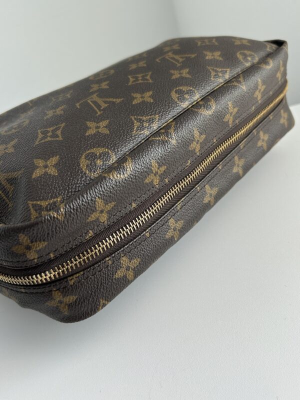 Louis Vuitton Trousse 28 Monogram - Image 2