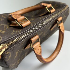 Alternative view of Louis Vuitton Speedy 25 Monogram Year 1989