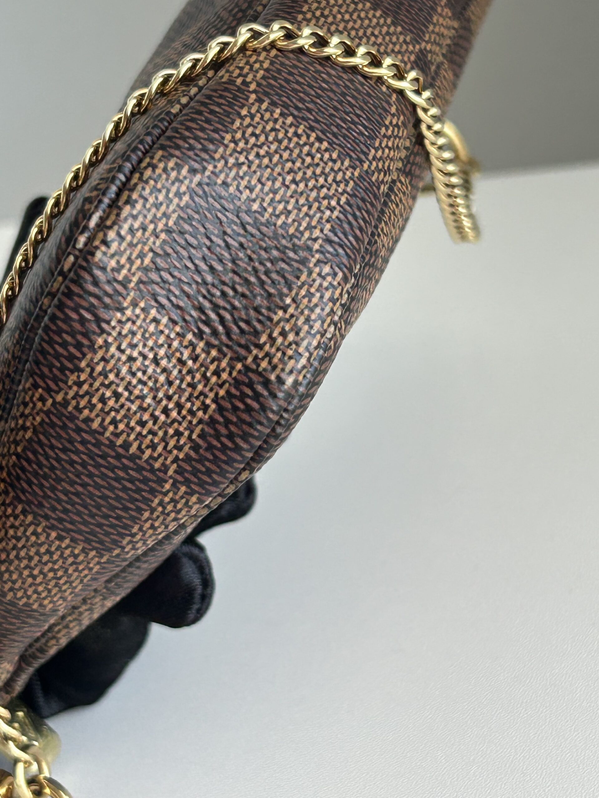 Louis Vuitton Mini Pochette Ebene - Image 7