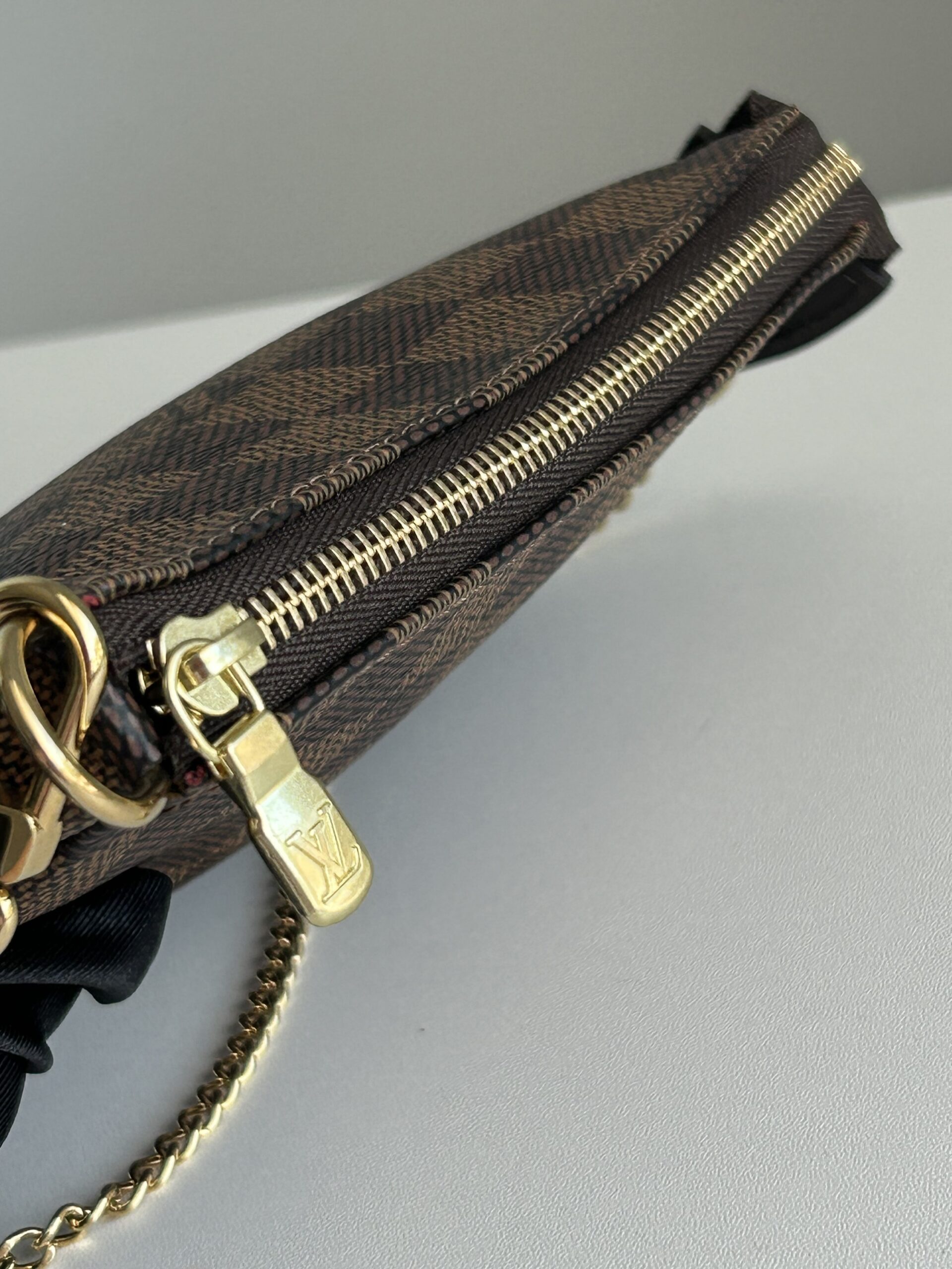 Louis Vuitton Mini Pochette Ebene - Image 10
