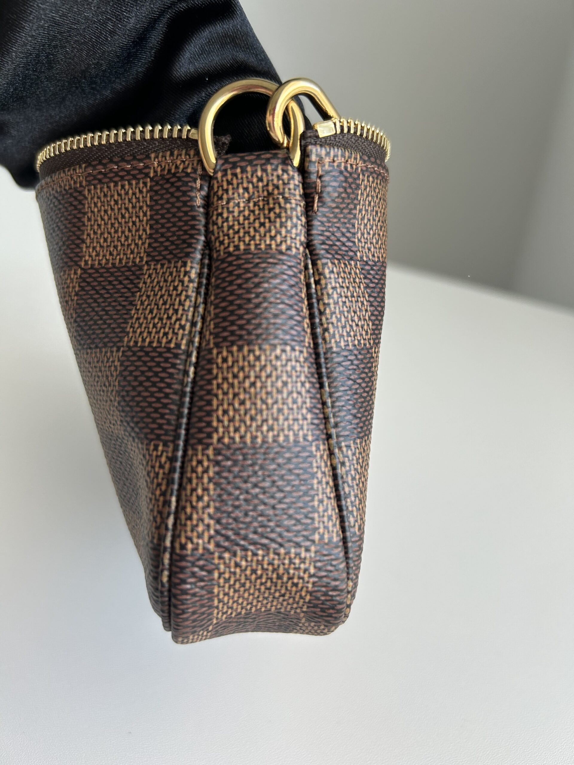 Louis Vuitton Mini Pochette Ebene - Image 5
