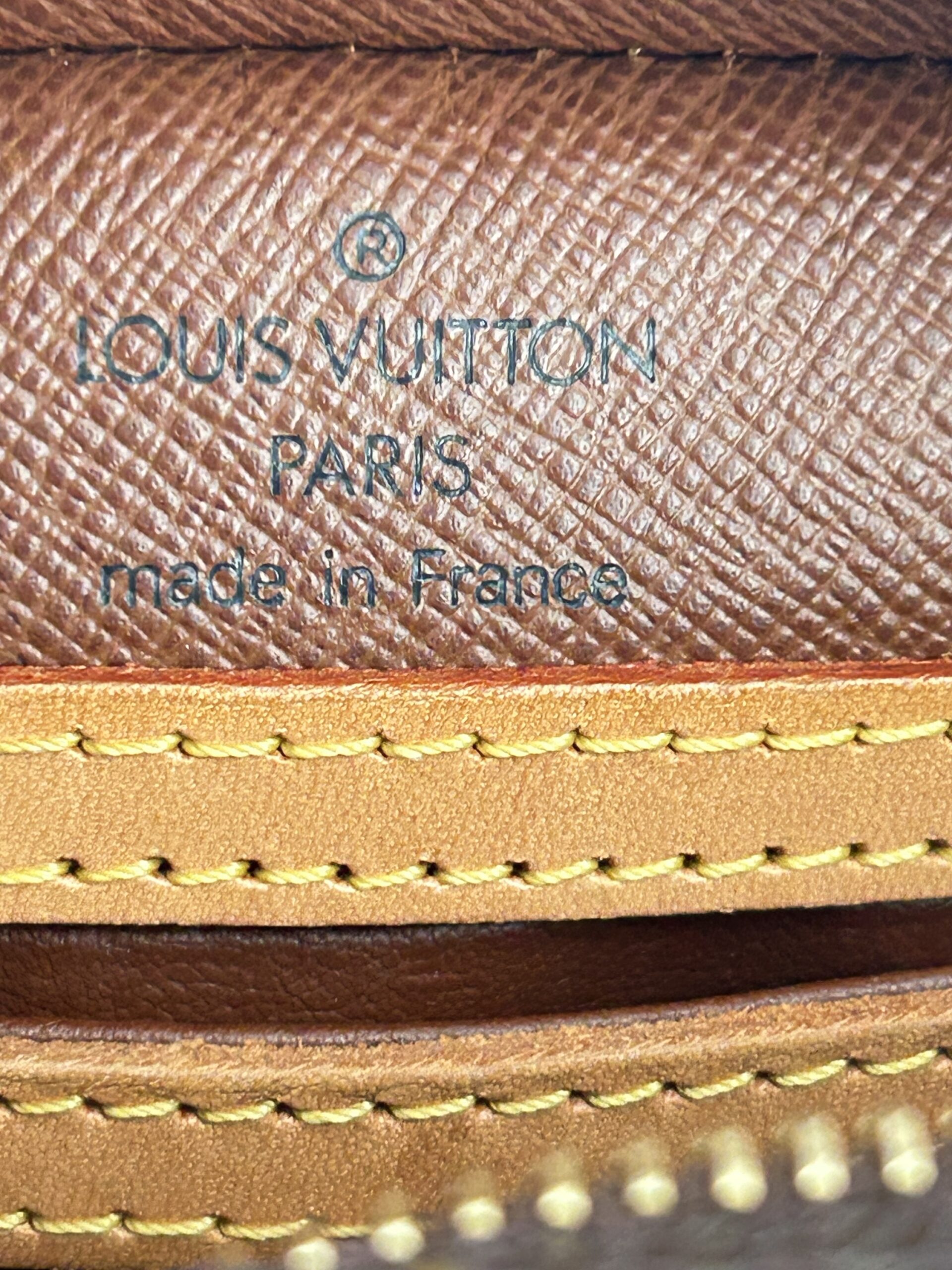 Louis Vuitton Blois Monogram - Image 3