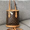 Louis Vuitton Bucket Petit  PM Monogram