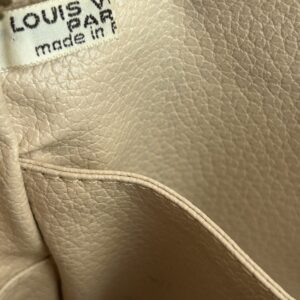 Alternative view of Louis Vuitton Trousse 23 - 1982