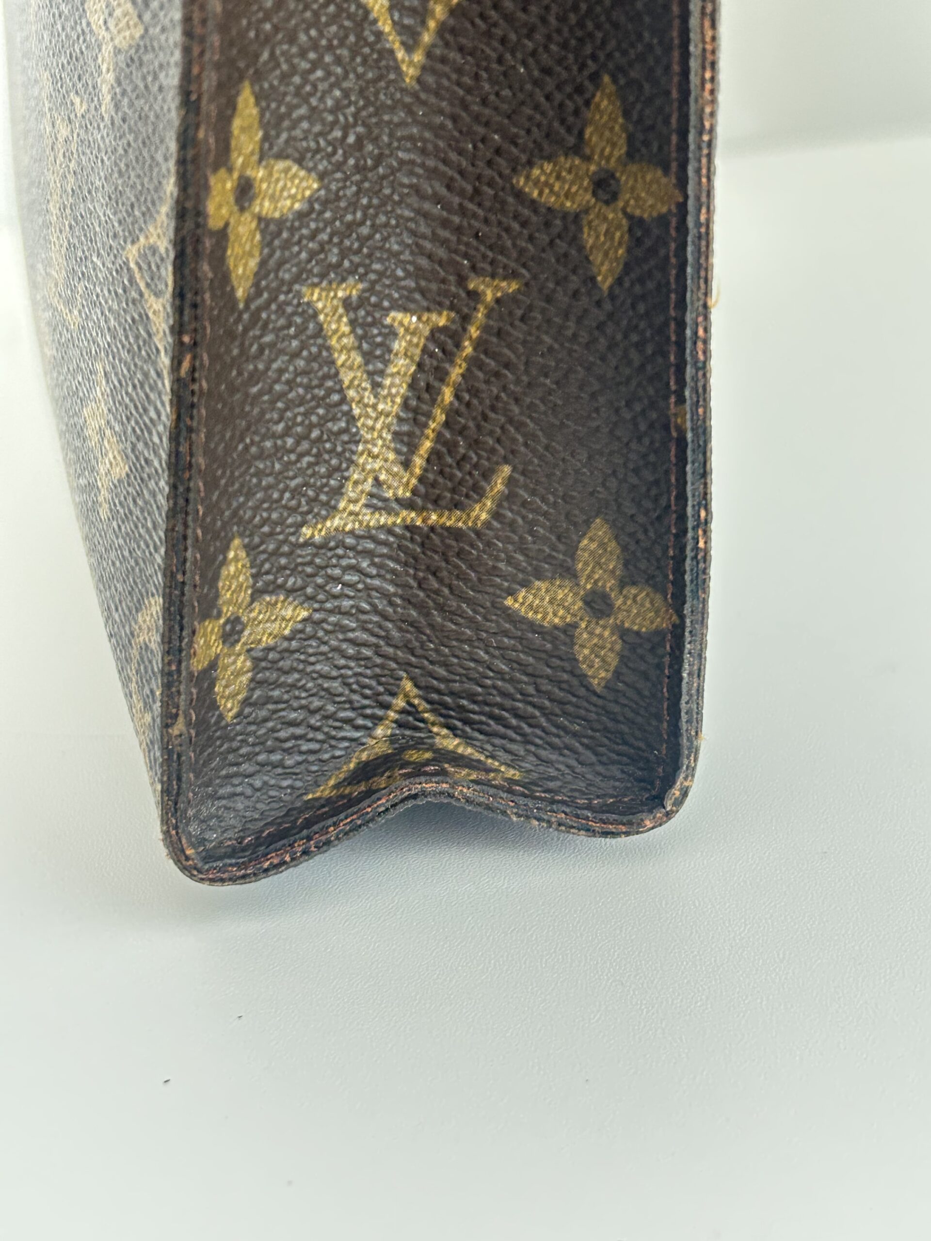 Louis Vuitton Toiletry 26 Monogram Year 1989 - Image 8