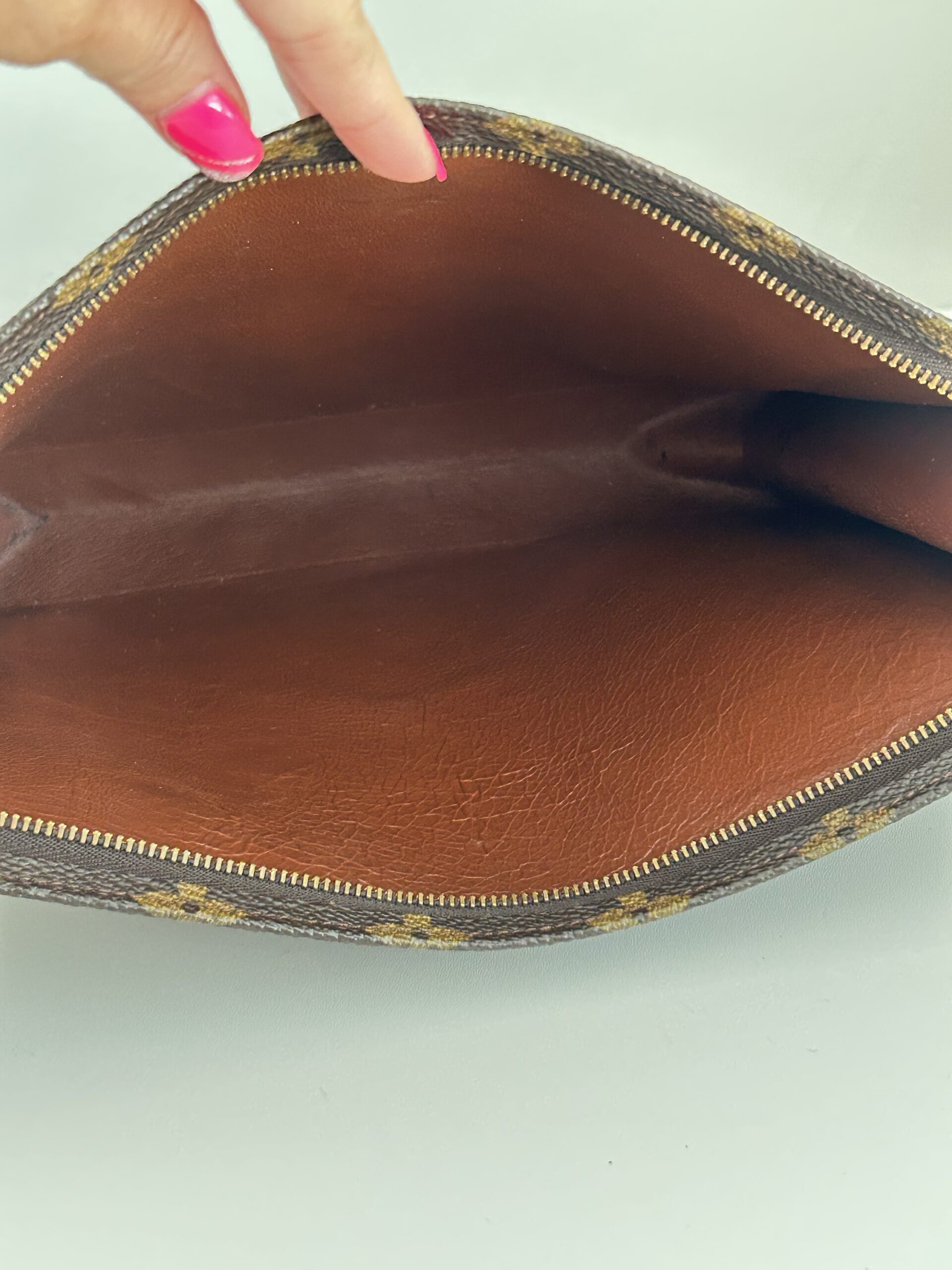 Louis Vuitton Toiletry 26 Monogram Year 1989 - Image 3