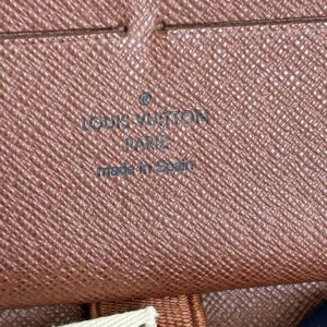 Louis Vuitton Zippy Travel Organizer Wallet Monogram - Image 3