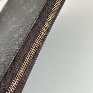 Louis Vuitton Zippy Travel Organizer Wallet Monogram - Image 9