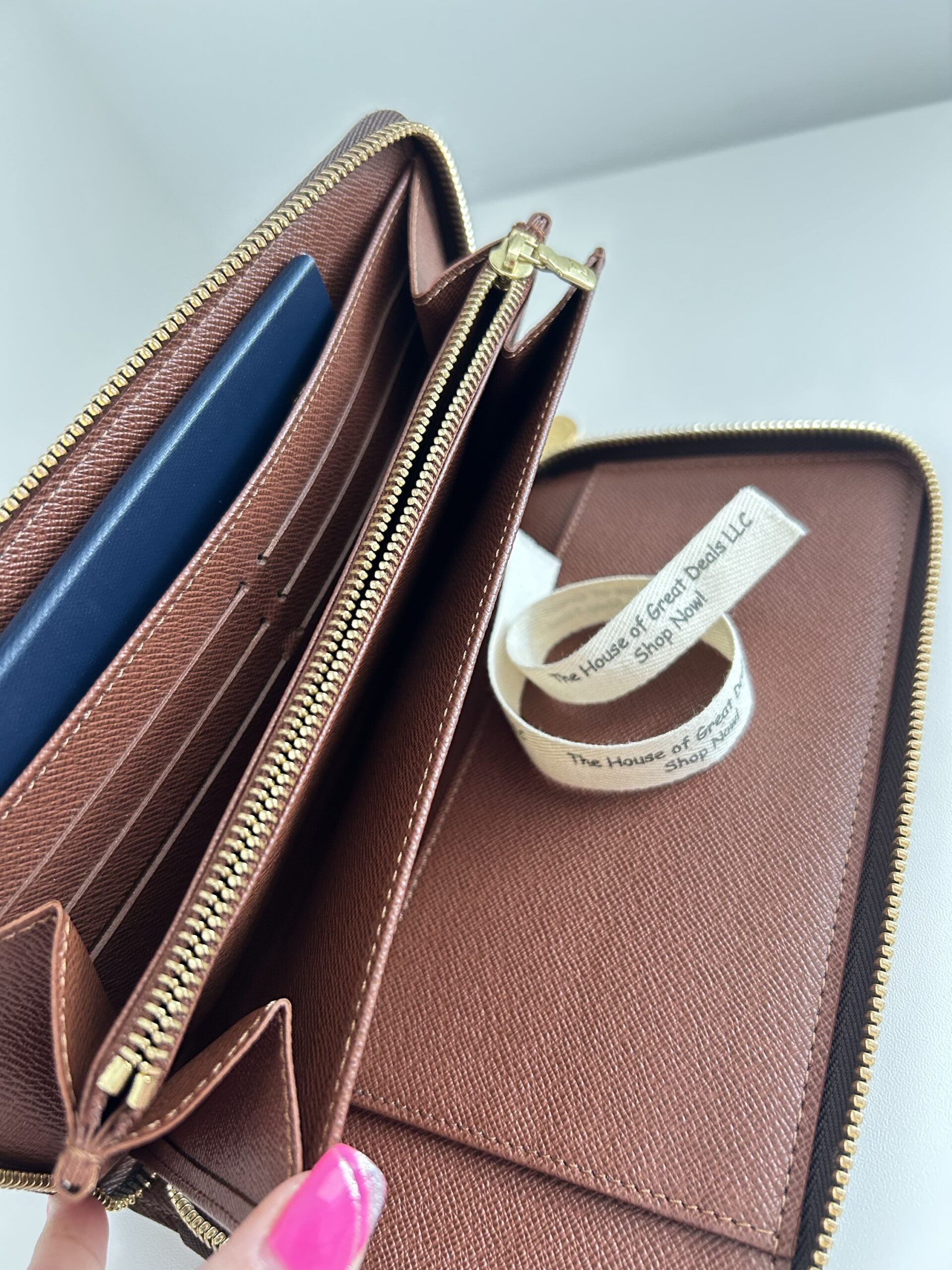 Louis Vuitton Zippy Travel Organizer Wallet Monogram - Image 5