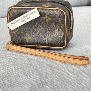 Louis Vuitton Wapity Pouch Monogram