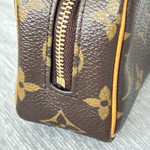 Louis Vuitton Wapity Pouch Monogram - Image 7