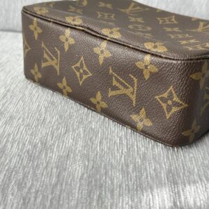 Louis Vuitton Trousse 18  Pouch  YEAR 1988 - Image 7