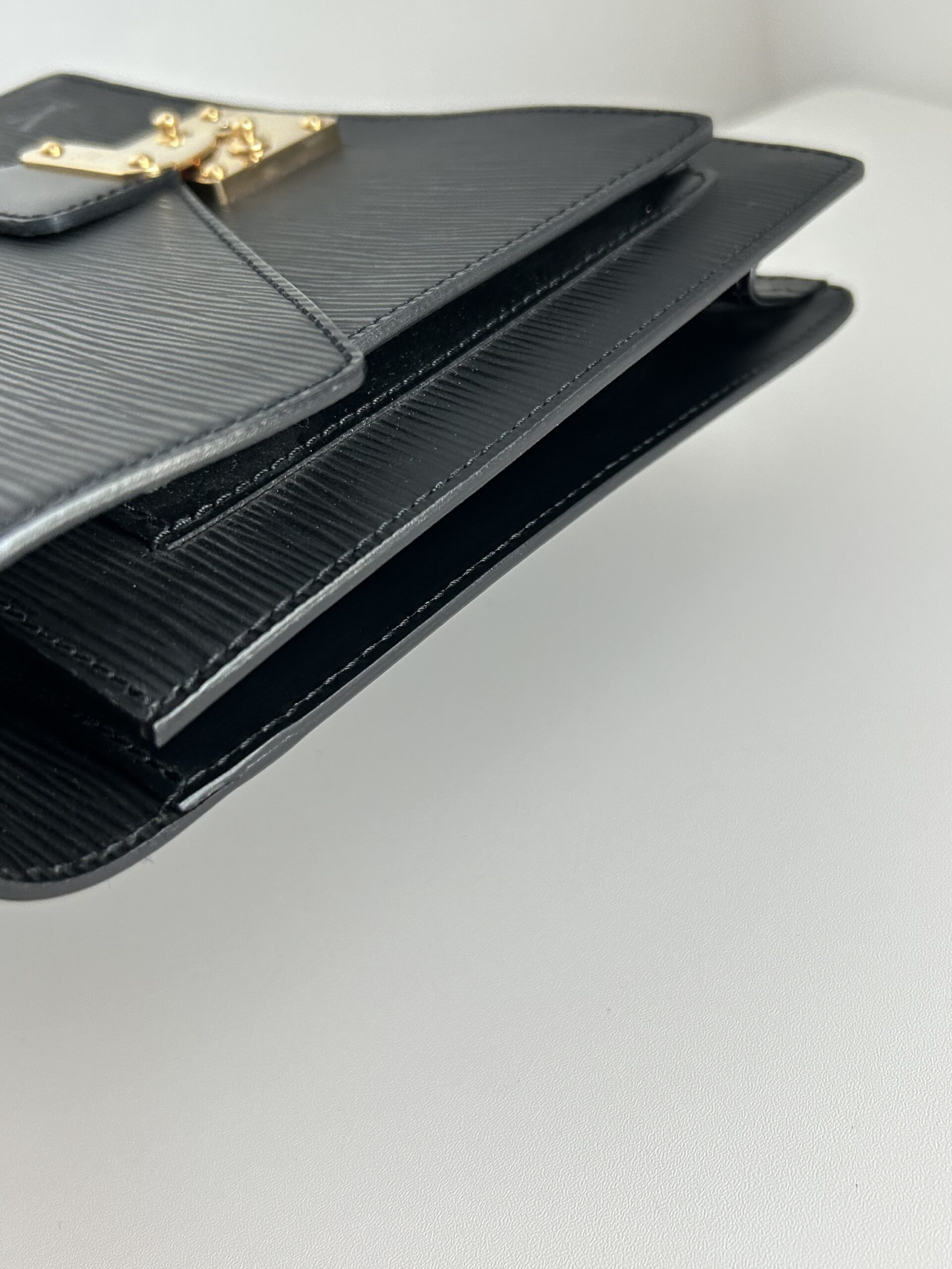 Louis Vuitton Monceau 28 Epi Leather Black - Image 16