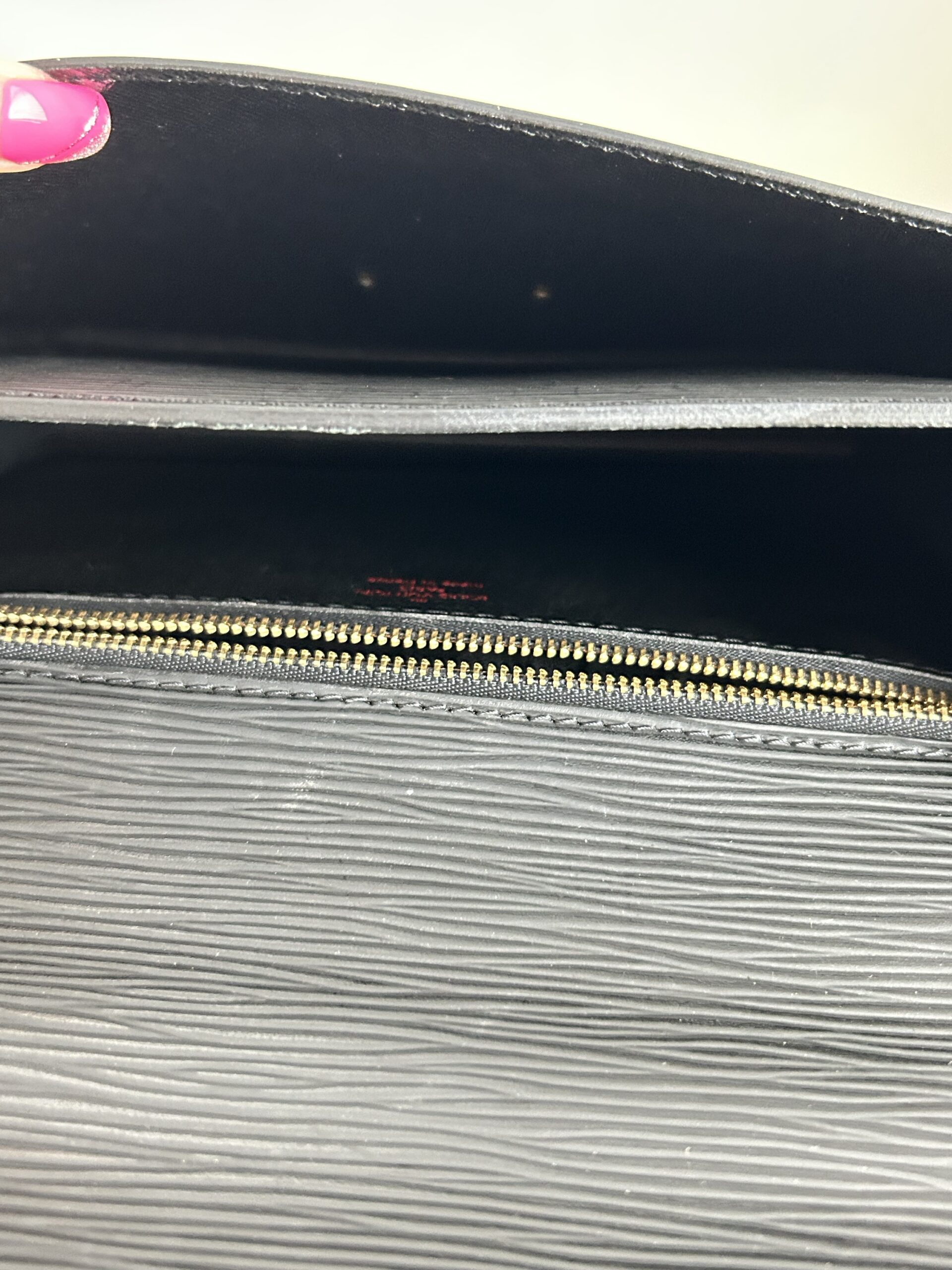Louis Vuitton Monceau 28 Epi Leather Black - Image 24