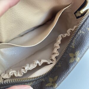 Alternative view of Louis Vuitton Trousse 18  Pouch  YEAR 1988
