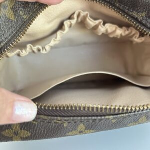 Louis Vuitton Trousse 18  Pouch  YEAR 1988 - Image 3